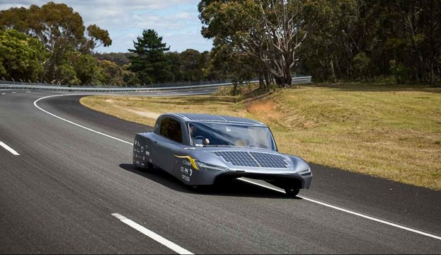 Sunswift 7  Makes Record-Breaking 621-Mile Trip on Single Charge Powered by the Sun