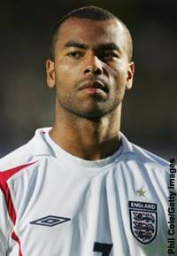 Injury Scare For Ashley Cole